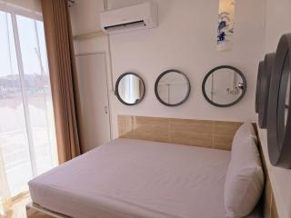 Crane nest 11 colorful townhouses view and balcony - 2