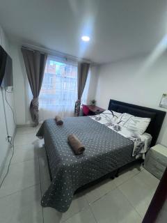 Cómodos y acogedores apartamentos cerca al aeropuerto - Bogotá - 9