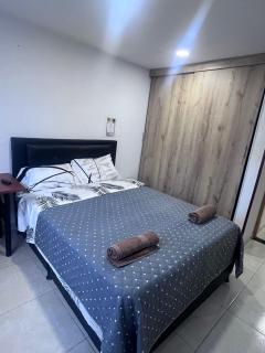 Cómodos y acogedores apartamentos cerca al aeropuerto - Bogotá - 7