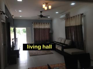 Almai Homestay Batu 4 - 4
