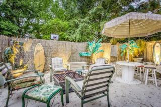 Tiki Bliss Pool & Resort Vibe - Navarre - 6