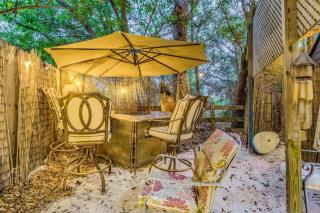 Tiki Bliss Pool & Resort Vibe - Navarre - 4