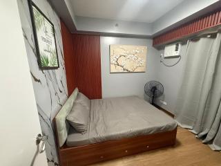 Minimalist Staycation Near Cubao, Ateneo - Manila - 7