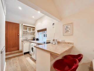 Tibbiwell Lodge - Painswick - 5