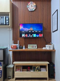 Newly Renovated - Vintage Vibes - Modern Comfort Condo Unit in Makati, PH - Manila - 0