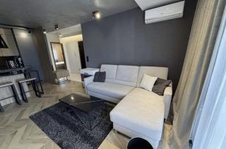 Premium Apartments with FREE Parking Near Muzeum Powstania - 4