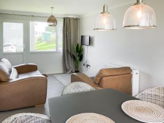 Freshwater Chalet - 5