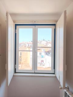 Bedrooms in Lisbon's Bairro Alto in Shared Accommodation - 6