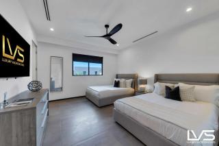 Villa Enclave- Brand New Luxe Las Olas Beach Villa - Fort Lauderdale - 2