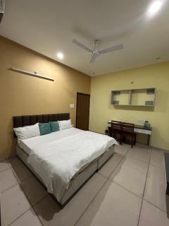 Hotel The Luxury Heaven - Jodhpur - 9
