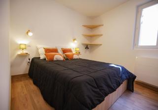 Les Marmottes-Centre-ville-Terrasse & Bois- T2-Premium-Parking couvert-Netflix-6 pers - 7