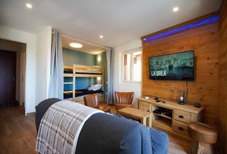 Les Marmottes-Centre-ville-Terrasse & Bois- T2-Premium-Parking couvert-Netflix-6 pers - 2