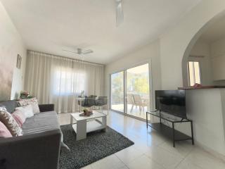 King's Palace nice apartments 2bd, 2bath sea view - 9