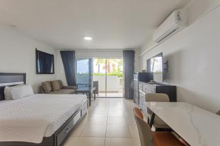 Maho Beach House - Big Beautiful Studio - Ocean View - Maho Reef - 2