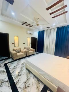 Airport View Guesthouse - Islamabad - 7