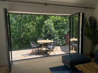 Durham City Centre Hideaway - Terrace with View & Parking - 1