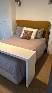 Charming Chelsea All Flat w Balcony - London - 3