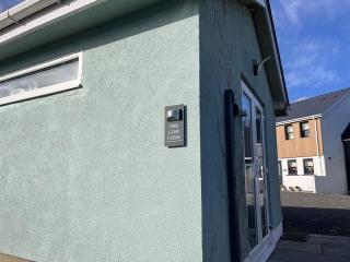 The Cosy Cabin - Pembrokeshire - 4