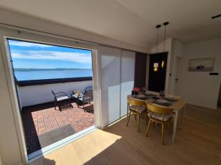 Superior Luxury Palma 4 stars Vorgesetzter apartments and comfortable direct about 150-200m to Sandy beach - Crikvenica - 0