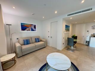 Modern Luxury Studio with Balcony Pool and Parking - Gibraltar - 5