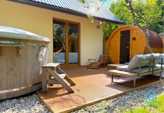 NaWypasie Apartment with Sauna Beautiful Garden SUP Board and Just 30 Minutes from Gdańsk and Gdynia - Szemud - 3