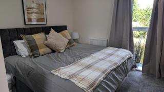 Riverbank Cottage - 9