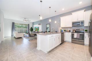 Luxury ChampionsGate Townhouse Pools Gym and near Disney World - 9