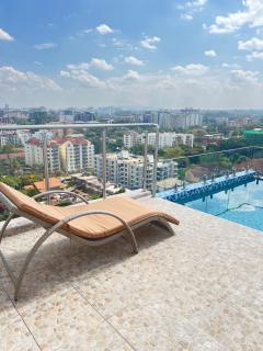 BCEs 1BR, Marina Bay - Westlands - 1