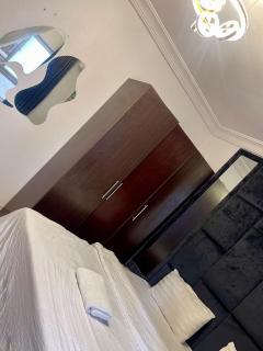 Emerald luxe with constant power - Lagos - 3