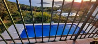 House with pool and seaview - 1
