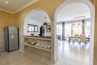 Seabreeze 2BR Haven Ocean Walk and Sunsets - 1