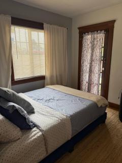 Blocks to Beach w/ Parking, AC - Long Beach - 1