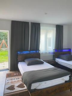 Hostel - Neu Wulmstorf - 0