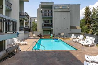 Comfortable 2Bed-2Bath with Hot Tub Near Vail BC - 8
