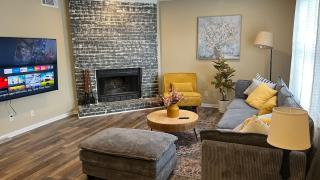 Beautiful newly remodeled house - Taylors - 9