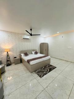 Shanta Inn - Ayodhya - 5