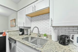 Walk to AT&T Stadium, Sleeps 10 - Arlington - 5