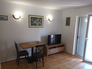 Walk to the Sea-1 bedroom BUDVA - 3