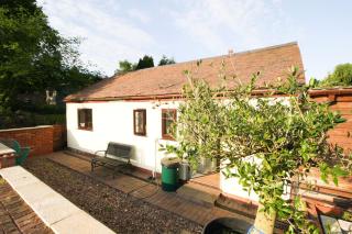 The coach house - Aldridge - 6
