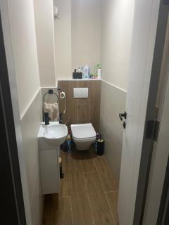 Airport Apartman free parking - Sarajevo - 1