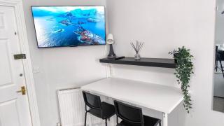 Fully equipped Parkside room 5min from Colliers wood Station R4 - Londra - 9