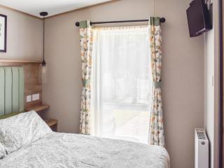 Seaview One - Uk50167 - Corton - 5