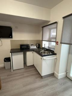 Suli House- Holiday Flats & En-Suite-Families and Couples only - Blackpool - 4
