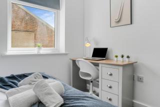 Urban Retreat - Simply Refined - 8