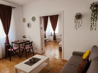 The Corner Loft - Cismigiu Garden - 5