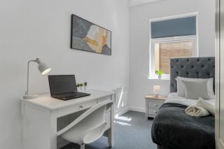 Urban Abode - City Contemporary - Northampton - 4