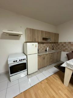 Casa Uno - Sunny Hill Apartment for 6 Guests - 7