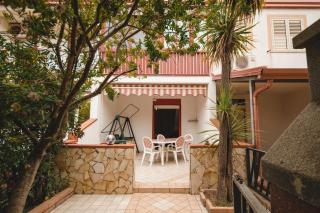 Casa Sole - Villetta al mare, patio e relax - Carrao - 0