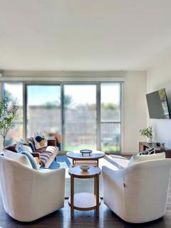 West Hollywood Gem 2-Bedroom Apartment - Los Angeles - 0