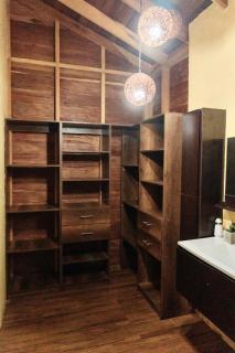Beautiful Wooden Cabin W AC - Santa Ana - 2